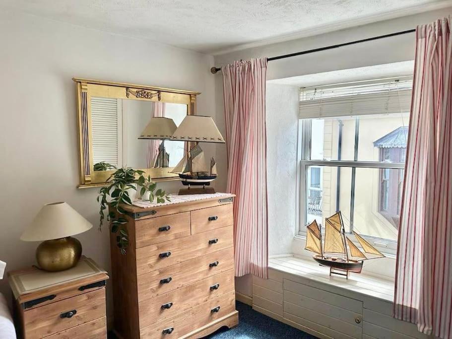 Ship Cottage Tenby Beach 50M Luaran gambar