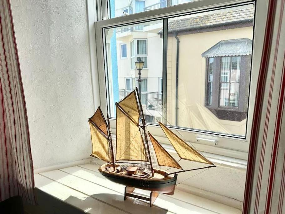 Ship Cottage Tenby Beach 50M Luaran gambar
